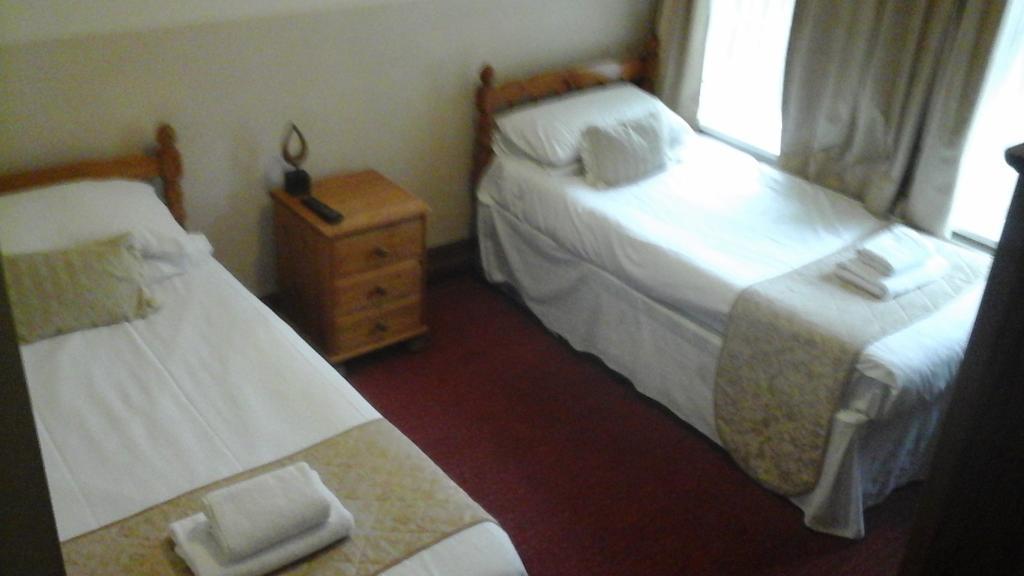 Dillwyn'S Hotel Pontardawe Exteriér fotografie